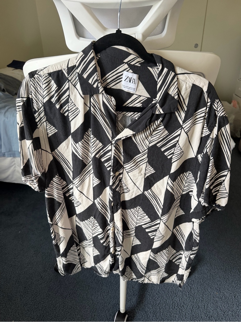 ZARA Black & Cream Geometric Short-Sleeve Button-Down Shirt